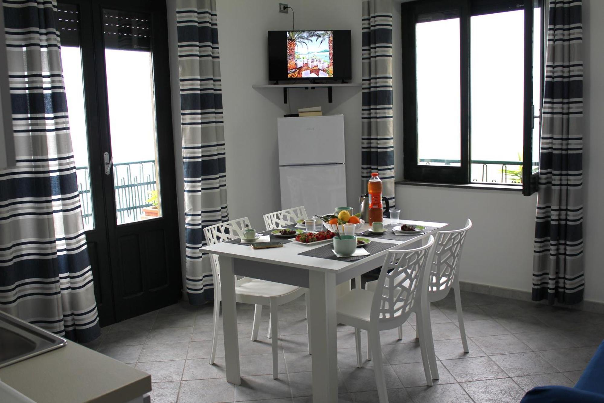 Villa Anita Apartments Capo dʼOrlando Exteriér fotografie